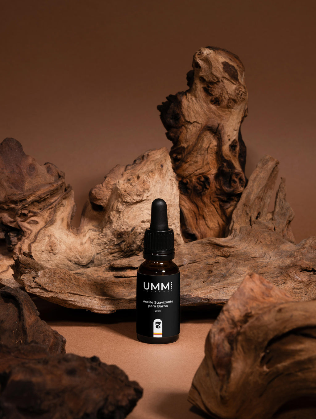 Aceite suavizante para barba con CBD